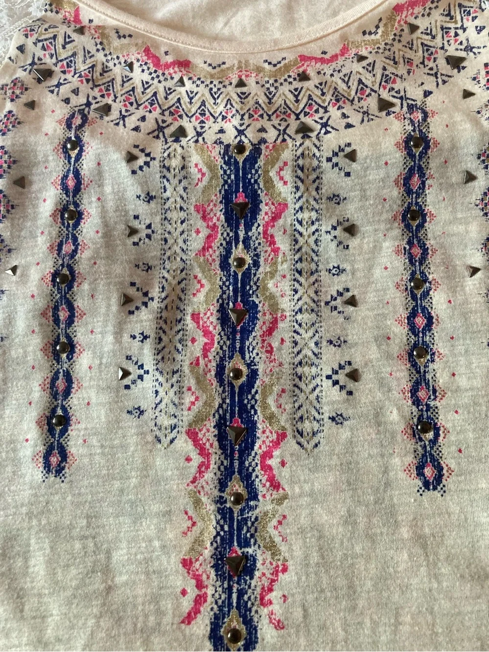 Miss Me SZ L Cream Embroidered Lace-Sleeve Boho Top short sleeve Beautiful
